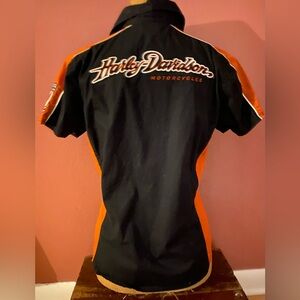 HD small Vintage Button up top